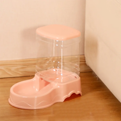 Large capacity dog bowl