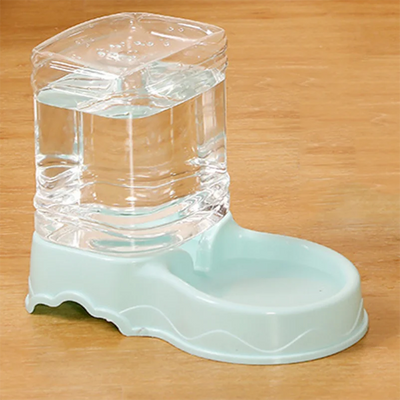 Large capacity dog bowl